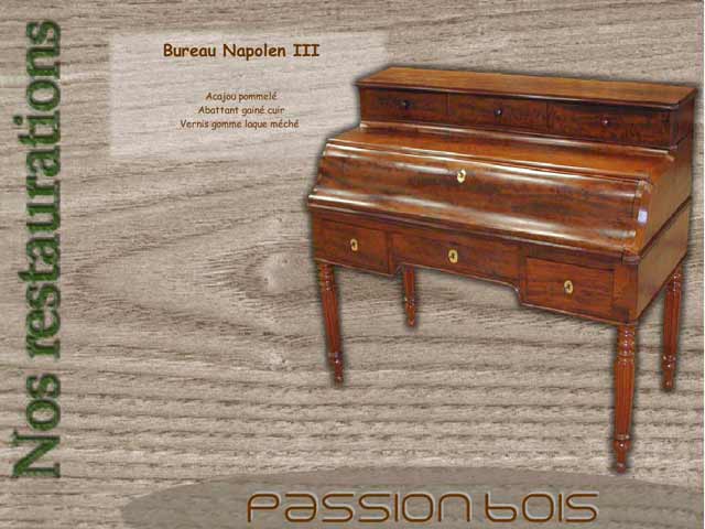 Bureau Napoléon III acajou pommelé